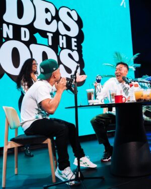 David So Instagram - Ever eat super spicy chicken in front of a live studio audience!? 😂 The first ever live on stage episode of @dudesbehindthefoods is up on YouTube now!
Link in bioooo 🔥🔥🔥
‘‘Twas a good time! What city should we hit next?
Thanks again @spotify and @howlinrays!

📷: @jayceealcala