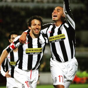 David Trezeguet Instagram - Tanti tanti auguri Alex!!! ⚪️⚫️🔟🎉🎉🎉
@alessandrodelpiero