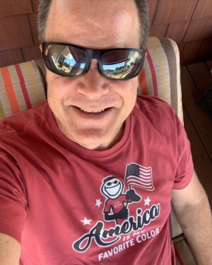 David Venable Instagram - Hi, Friends! I hope you all had a great weekend! 😀 Check out when and where you can see me this week: 

🌷2/28: Roberta's Unique Gardens, 7pm-8pm ET
🍴2/28: #ITKWD, 8pm-10pm ET, joined by @chelseaphillipsreidqvc 
☕2/29: "Coffee Talk With David," 10am ET on my Facebook, QVC's Facebook, QVC.com, QVC's Instagram, and QVC's Tik Tok
💚2/29: Leap Day Celebration, 10pm-12am ET, joined by @amystranqvc 
☕3/1: "Coffee Talk With David," 10am ET on my Instagram
🍴3/3: #ITKWD, 12-3pm ET on QVC2