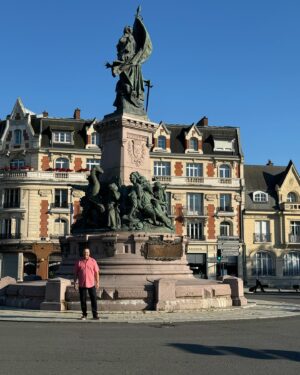 David Venable Instagram - We (The Q Crew) are staying in a small town called Saint-Quentin about 20 minutes away from the @lecreuset factory headquarters.  Isn’t the French architecture so cool?  Now … off to dinner!  #vivalafrance #stquentin #soakinguptheculture @lecreuset #davidvenableqvc #france