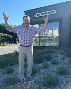 David Venable Instagram - Hey Friends!  What a day at the @lecreuset headquarters in Frisnoy Le Grand, France!  Today was a dream come true for me.  Here’s a quick look at some of what we saw today!  More to come tomorrow (Wednesday). #soexcited #dreamcometrue #hugevisit @lecreuset #davidvenableqvc #france @chefnatelc