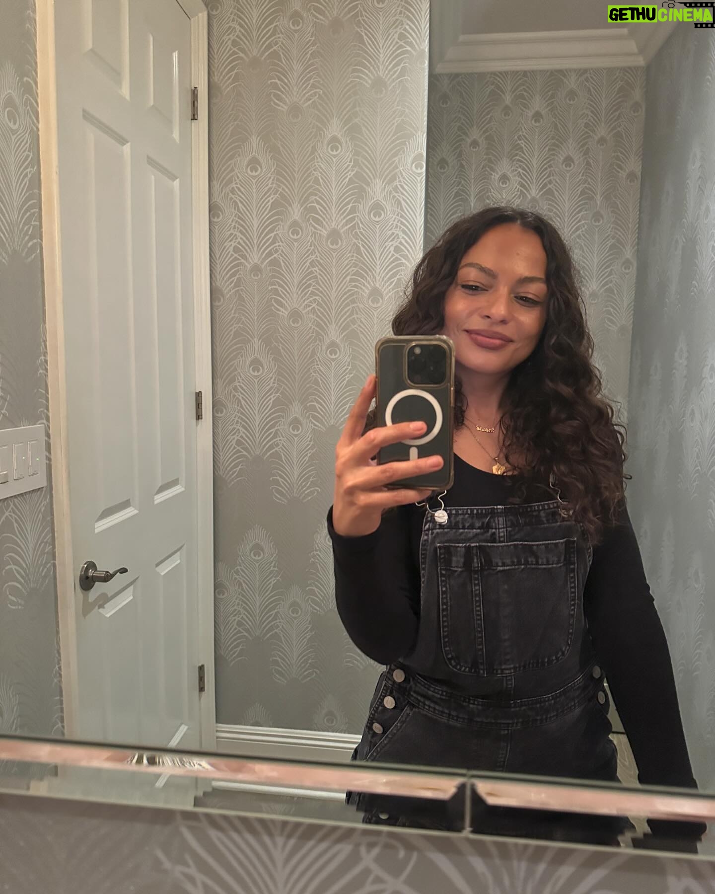 Davida Williams - 344 Likes - Last post before the New Year 🤍🤍🤍 See ya next year