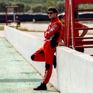 Davide Cironi Instagram - Da domani la nuova stagione di "Dal Pollaio alla Pista" sbarca su #YouTube con la prima puntata della Renault 5 GT Turbo!
#DalPollaioAllaPista #Renault #5 #GT #Turbo #New #Season