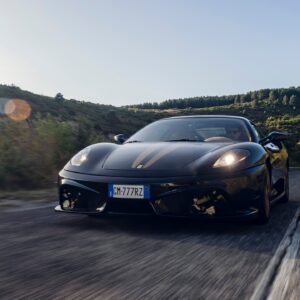Davide Cironi Instagram - La #430Scuderia ha fatto in 2 giorni gli stessi numeri che la #360ChallengeStradale ha fatto in 2 mesi. Vi è piaciuto di più il video o vi piace di più la macchina? Chi preferisce 360 e chi 430?
#Ferrari #Review #YouTube