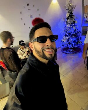 Dawin Instagram - Happy New Years 🥂🥳😎