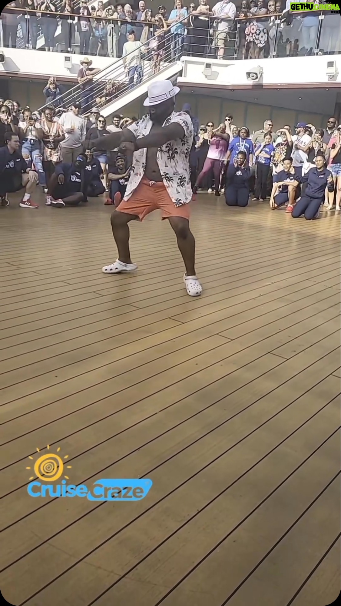 Daym Drops - 699 Likes - Yeeeeaaahh, it’s SAFE to say….. I’m finna pull up and HIT THE FLOOR! Might be GONE off a few dranks, might kill it SOBER but either way….
!!! I AM IN THERE !!!