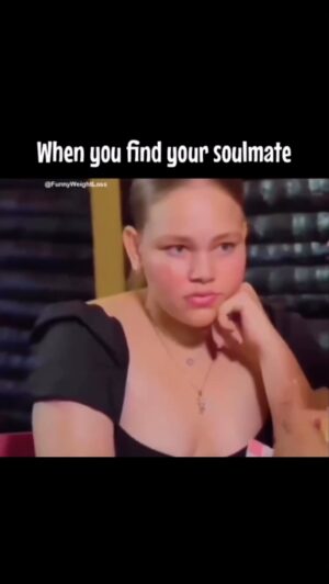 Daym Drops Instagram - 🤣🤣🤣 CLASSIC!! I won’t hold you…. A Woman that can EAT EAT is forever Top Tier!! 🙌🏾💯🙌🏾

 Now I won’t go as far to say Soulmate Activity BUT she can definitely get some attention 😈🤪
