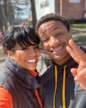 DeShawn Snow Instagram - My SONshine💚