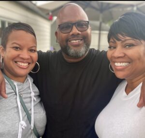 DeShawn Snow Instagram - My cuzzo, Eric…..I’m missing you 💔

Reflecting on the memories we shared brings me both joy and sorrow.

No matter how wild I got or how much mouth I had (as a teen), I always knew you and Sean had my back. Y’all didn’t play about me.💯 You were like a brother in that way. 

I’m so appreciative of our daily FaceTime calls over the past several months. Your smile was reassuring and your faith was inspiring. I called myself pouring into you, but your grace, your strength, and your faith impacted me more than you know.  I am so grateful that I was able to come see, hug and kiss on you a couple weeks ago. 

Although it’s heartbreaking that you are no longer here, I find comfort in knowing that you are no longer in pain. Four years ago they said you had 90 days…You were a warrior. And you fought a good fight. Rest well cuzzo!  Until I see you again.🕊️🤍