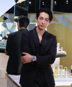 Dean Fujioka Instagram - .
𝐂𝐥𝐞́ 𝐝𝐞 𝐏𝐞𝐚𝐮 𝐁𝐞𝐚𝐮𝐭𝐞́

「輝きの原点にもどる鍵」POPUPイベントへ。
#細胞からはじまる輝き という #クレドポーボーテ さんの考えに深く共感しました。

コロナ禍以降、世の中の様々な物事が細胞レベルで爆発的にTransmuteしています。
この変化に適応しながら、自分自身と向き合い、己の肉体とのシンクロ率を高め、表現活動を突き詰めていきたいと思います。

イベントは事前予約制で8月18⽇(金)〜8⽉27⽇(日)までとのこと。
@cledepeaubeaute

#ルセラム
#pr