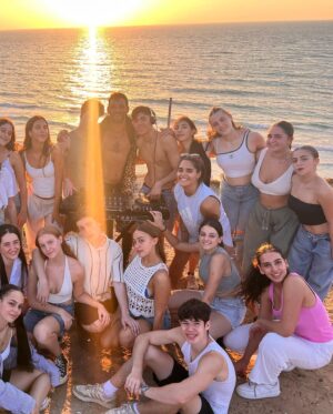 Dean Miroshnikov Instagram - Shabbat shalom from @studio._.life 
#project_z4