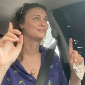 Actress Deanna Russo HD Instagram Photos and Wallpapers September 2022