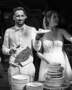 Debbi Instagram - Něco si tady ještě odložím 🙌🙌 #vdobrymizlym #wedding#debbilife