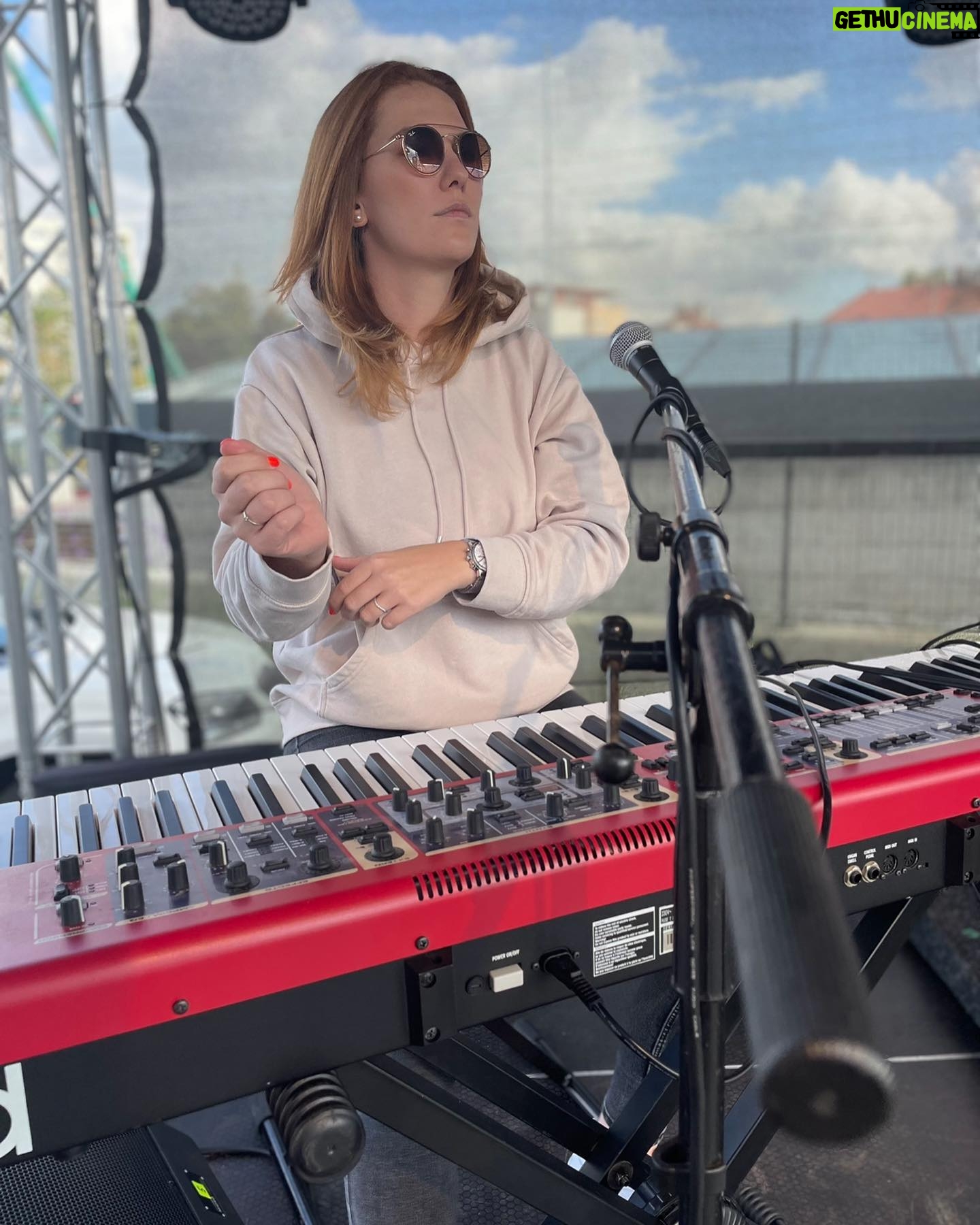Debbi - 384 Likes - 🎤♥️#nekrasnejsipocit#debbilife