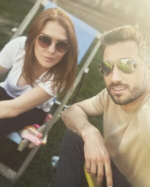 Debbi Instagram - 3 years ♥️♥️ #nasemista#vyroci#manželé#bestfriends#debbilife#1095days