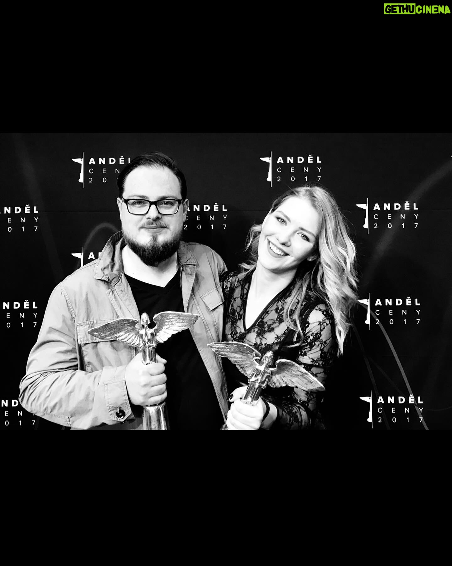 Debbi - 347 Likes - Tři roky 🕊️