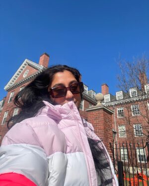 Debleena Sen Instagram - Weekend at Boston. 

#boston #cambridge #harvardfilm #harvardcampus #lovemynewjacket #sushi #loveforfood #dontfeedbirds #pyaar #selflove