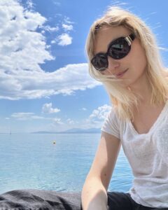 Actress Déborah François HD Instagram Photos and Wallpapers June 2024