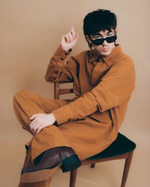 Declan McKenna Instagram - Thanks for having me @bricks_magazine. Full interview up on their site now x

📸 @amylidgett 
Styling @benianjames 
Grooming @chadmaxwellhair 
Styling assistant @annabeljwebster 
Words @artschoolcliche 
Cover graphics @peterbonomi