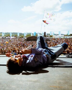 Declan McKenna Instagram - Glasto baby i’m coming home 🥹
📸 @marcusprousejr