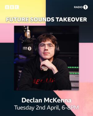 Declan McKenna Instagram - Famous radio DJ Declan McKenna here! I’m presenting radio one tonight from 6pm! Tunes tunes tunes and goss goss goss exclusive industry secret chit chat. Plus an exclusive premiere of the ballistic debut single from @softlaunchmusic. 
Stay tuned 🙏