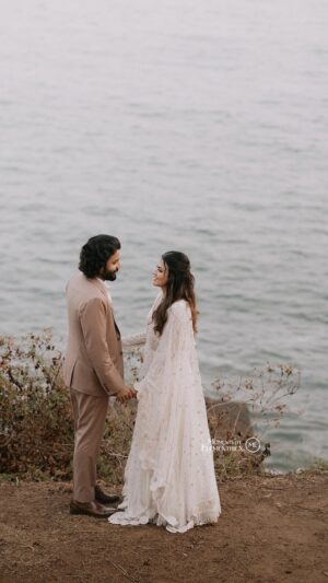 Deepak Parambol Instagram - Underneath the golden hues of the setting sun, we danced into forever, surrounded by love’s gentle embrace on the sands of our beginning.

Bride makeup - @ashif_marakkar 

Costume- @aheli_clothing 

Groom makeup- @groommakeup_bloomsmakeover 

Styled by : @soorajskofficial 

Outfits : @bespokedbysk 

#deepakaparnawedding #wedding #weddingreception #beautifulmoments
