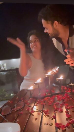 Deepthi Manne Instagram - Medling with the lights with my #lilbbro 🧿