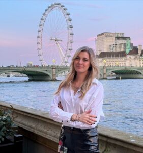 Actress Dehenna Davison HD Instagram Photos and Wallpapers May 2024
