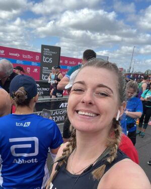 Dehenna Davison Instagram - A quick look back at today’s @londonmarathon. Some brilliant highs (a fair few lows) but I finished it without stopping once, and all to raise money for the brilliant @national_migraine_centre. There’s still time to donate so please do (my aching legs would appreciate it!!) and the link is in my bio 🏃‍♀️ #migraine #migrainewarrior #migraineawareness
