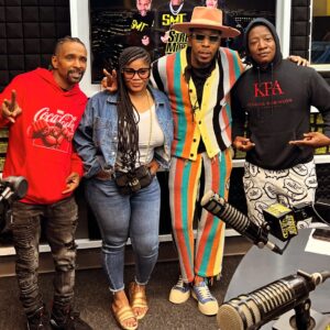 Deitrick Haddon Instagram - Thanks for showing love @streetzmorningtakeover!!! #onenightincalifornia #DeitrickHaddon