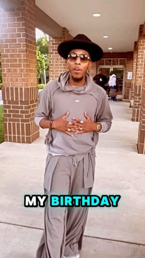 Deitrick Haddon Instagram - My new album "One Night In California" drops at midnight and it's a whole celebration because  It's my birthday also!!! Your download or stream will be the best birthday gift!! Thank you so much!! 🫶🏽 🎉 🎂 💿 🎧 
#OneNightincalifornia