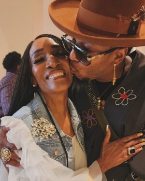 Deitrick Haddon Instagram - One of the highlights of going home to Detroit is being able to hug and kiss my mother! I love you momma!!! You are the greatest ever!!! 🫶🏽