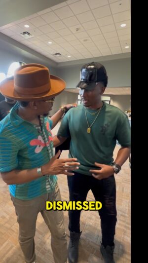 Deitrick Haddon Instagram - I've been blown away by all of the testimonies that I've heard while on the @igotawaytour! This testimony stirred me up because he's in the midst of a miracle!! This gospel of Jesus Christ is making a difference!! Let's Go! #FamLove @igotawaytour  #Testify