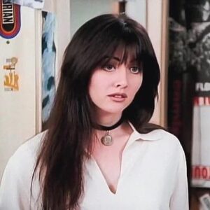 Delta Work Instagram - ❤️ Beverly Hills 90210 debuted as I simultaneously entered my freshman year of high school in 1990. The show was everything to me. While I know Shannen Doherty was not really Brenda Walsh, Brenda Walsh was real to me. 

I was always team Brenda. ALWAYS!!! 💔💔💔

🕊️ Soar high Shannen. 🕊️