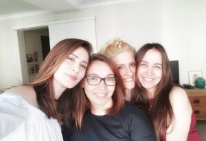 Demet Sevim Instagram - 💙
Bazi insanlar iyi ki varlar🙏