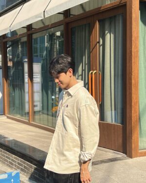 Demian Instagram - 오늘 날씨 최고