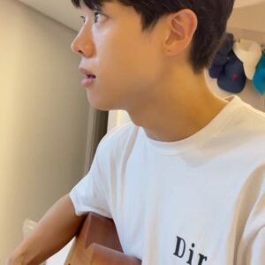 Demian Instagram - 케이의 기타 벼락치기