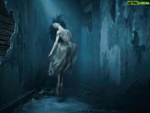 Demián Bichir Instagram - La producción del @englishnationalballet de “Giselle”, en la creación del gran Akram Khan, muestra el poder del arte del ballet en su más alto nivel. Tamara Rojo @rojotamara es un portento de absoluta belleza sobre el escenario, lo sabe muy bien el mundo y el público inglés durante los años que ha estado al frente del @englishnationalballet y muy pronto la podrá presumir San Francisco @sfballet La noche de ayer fue un regalo maravilloso para el alma de todos los que estuvimos ahí en el @bam_brooklyn Qué orgullo ver a mi paisano Isaac Hernández @chapulo7 volar de esa forma, vaya artista tan poderoso. The English National Ballet’s production of Akram Khan’s “Giselle” last night, showed the power of Ballet at its highest level. Tamara Rojo @rojotamara is such a portentous beautiful ballerina, the world and the English people know this very well while she’s been the artistic director of the @englishnationalballet and very soon @sfballet will brag about having her. Last night’s performance at the @bam_brooklyn was a gift to the soul for all of us who attended. What an immense pride to see my fellow countryman Isaac Hernández @chapulo7 fly on that stage. What a powerful artist. Big congrats to the entire company, such wonderful artists.