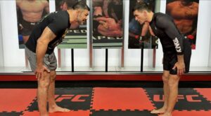 Demian Maia Instagram - Um dia no tatame com o mestre @demianmaia !
Tem coisa nova pintando no @ufcfightpassbr 
Da para encarar ?!