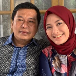 Denaya Bintang Azmi Instagram - Hayoo,,, apa bedanya bunda sama abi 😇🥰@adamusang