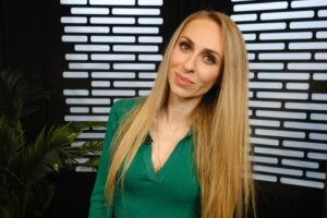 Denis Dorokhov Instagram - НОВЫЙ ВЫПУСК ШОУ "ЭТО ПРО МЕНЯ " 
УЖЕ НА КАНАЛЕ EASYCOM @easycom.mq 
ССЫЛКА В ШАПКЕ ПРОФИЛЯ ❗ 
СПАСИБО ПРЕКРАСНЫМ ДЕВЧОНКАМ 
@varjauletela 
@zoya_zoo 
@irinozavr 
@ukaterina03 
И ОТДЕЛЬНОЕ СПАСИБО 
@guberniev_dmitry