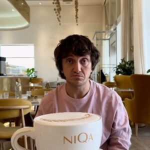 Denis Dorokhov Instagram - Допью?