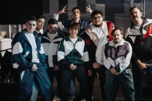 Denis Dorokhov Instagram - ПОБОРЕМСЯ ЗА ФИНАЛ УЖЕ В ЭТУ СУББОТУ🔥

Баттл «Регионы» и Денис Дорохов vs «Борцы» и Филипп Киркоров - кто окажется в финале? 

Смотрите новый выпуск шоу «Звёзды» 23 марта в 21:20 на НТВ и VK Видео

#регионы #шоузвезды #нтв #vkвидео #mediumquality #денисдорохов