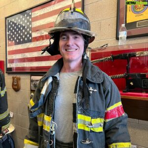 Denis Leary Instagram - The Rescue Me Reboot cast is off the charts. So many great moments during our @learyfirefighters @fdnyfoundation event Friday to raise $ for fire depts across America. You can still donate at link in bio. @chris_meloni @therealmariskahargitay @adamferrara @bobby1960 #billycrudup #brianwilliams #stevebuscemi #internationalfirefightersday