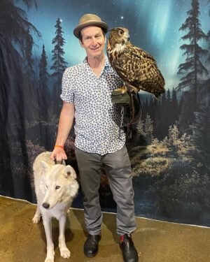 Denis O'Hare Instagram - I got a chance to commune with these two beautiful animals this weekend at Smoky  Mountain Terror Con Thanks to the dedicated folks @wildefellwolves #smokymountainterrorcon @fullempirepromotions