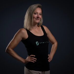 Denisa Helceletová Instagram - Osobní trenér v @gymstory_fitness (OC Šestka)

Nedávno (už to tedy nějaká doba je) jsem trénovala své tělo na atletické dráze abych mohla domů přivést nějakou tu medaili. Občas se to povedlo, jindy ne. Nyní nastal čas věnovat se vám. Ať už budou vaše cíle jakékoliv, udělám vše pro to, abychom to dosáhli společně. 

#osobnitrener #osobnitrenerpraha  #fit #fitnesstrener #posilovani #posilovna #budfitsdenisou #budfit #trenink #trenovani #kondice #kondicnitrenink #kondicnitrener