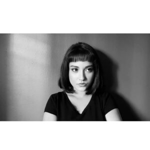 Deniz Altan Instagram - Planladığım gibi gitmiyor. Umduğumla alakası yok. 🧛‍♀️