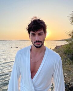 Actor Deniz Can Aktaş HD Instagram Photos and Wallpapers May 2022
