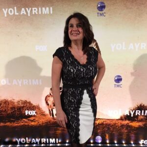 Deniz Özerman Instagram - Güzel film🌹💙YOLAYRIMI#10KasimSinemalarda#movie#YAVUZTURGUL#director of all times💙