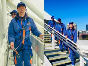 Dennis Chew Instagram - “蔡煌崇” 南澳大利亞之旅圆满结束！🥳❤️
和你们分享上星期到阿德莱德椭圆形体育场（Adelaide Oval）和 Adelaide Walking Tours 所拍的美照！📸 国煌和荣祖还挑战了高空屋顶攀爬，从高处欣赏城市美景！😱

最后也不忘感谢所有收听海外现场广播的你以及所有幕后工作人员的照顾！想来一场清凉的旅行，一定要报名参加曾兄弟来临的澳大利亚冬季或春季团！✈️

#LOVE972 #mediacorpLOVE972 #早安玉建蔡煌崇